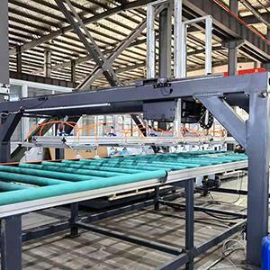 铝塑板生产线-产品中心